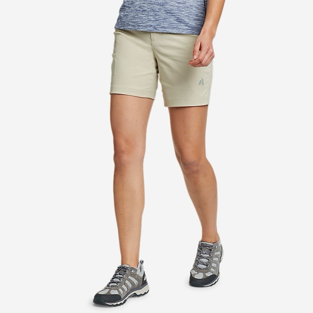 Eddie Bauer Women’s Guide Pro Shorts Size 14 Pumice